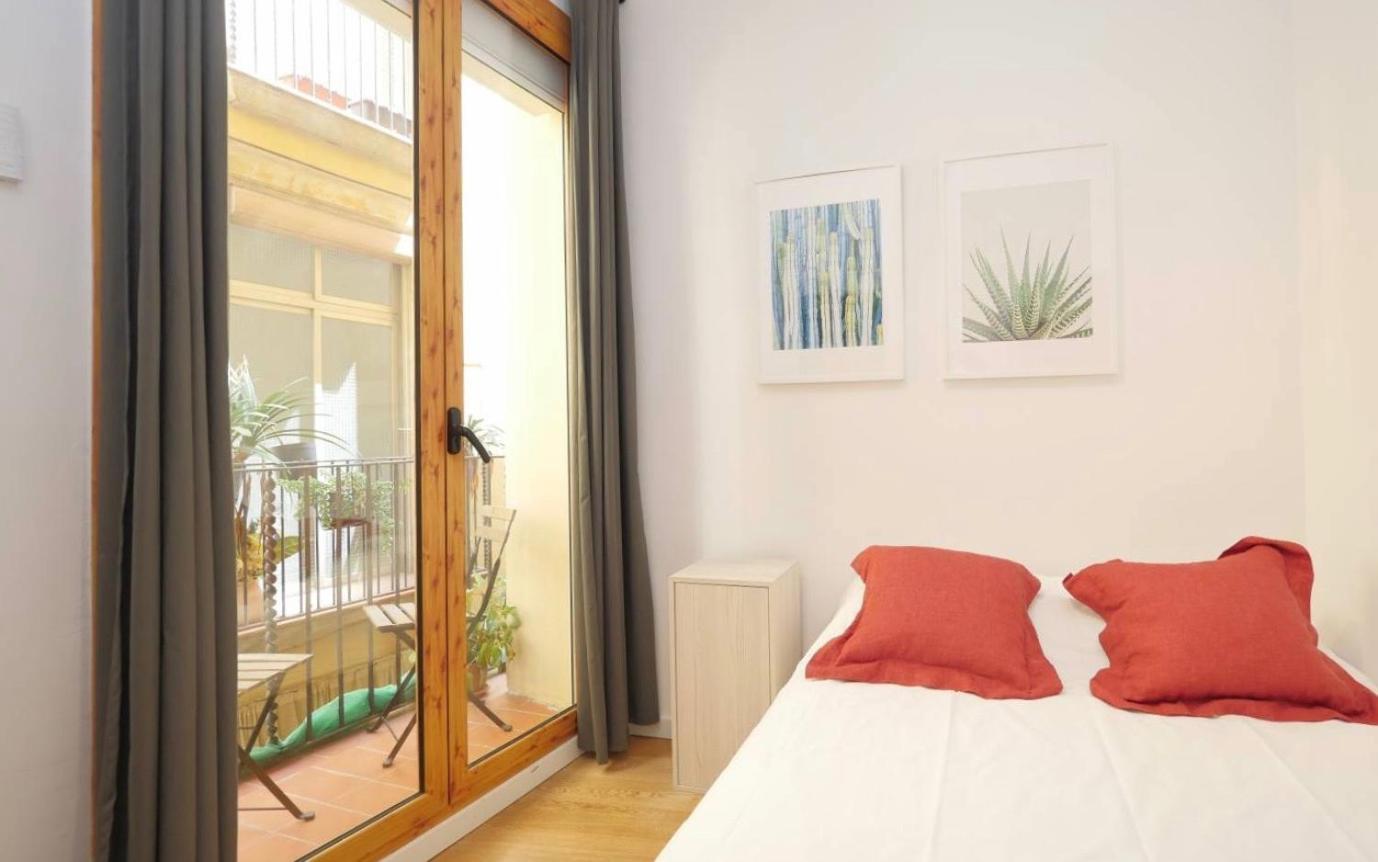 Unique Living Born Apartments & Studios บาร์เซโลนา ภายนอก รูปภาพ